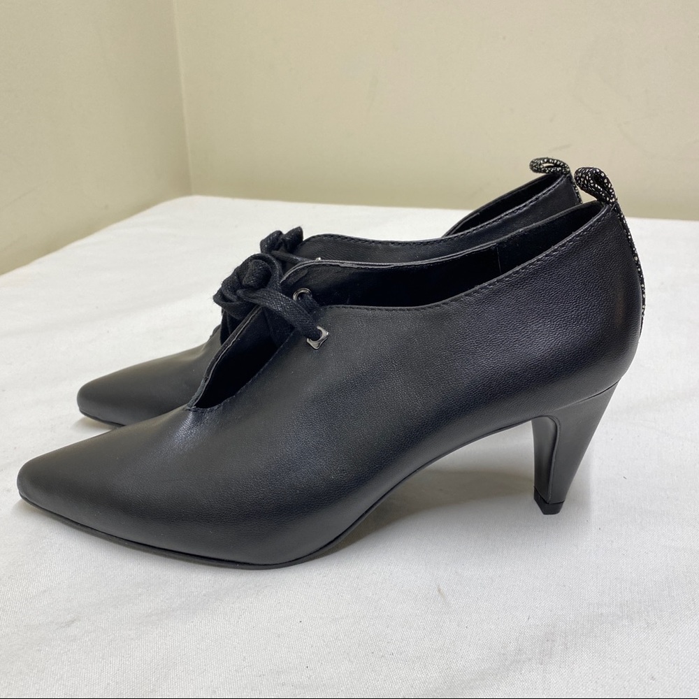 LOGO  by Lori Goldstein Josephine Black Leather Pointy Toe Lace Up Heels Size 7 - Picture 6 of 12